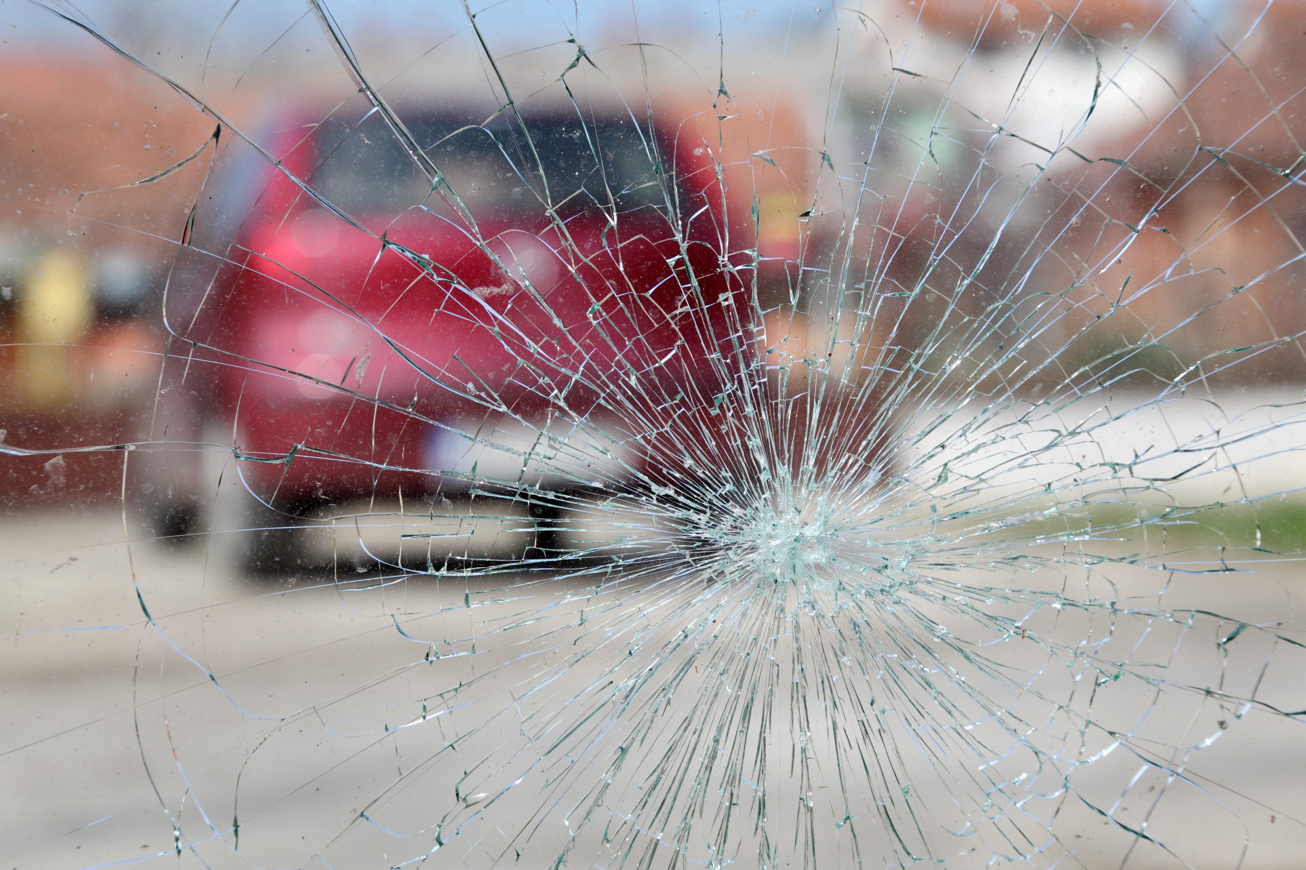 Can a Cracked Windshield be Repaired?